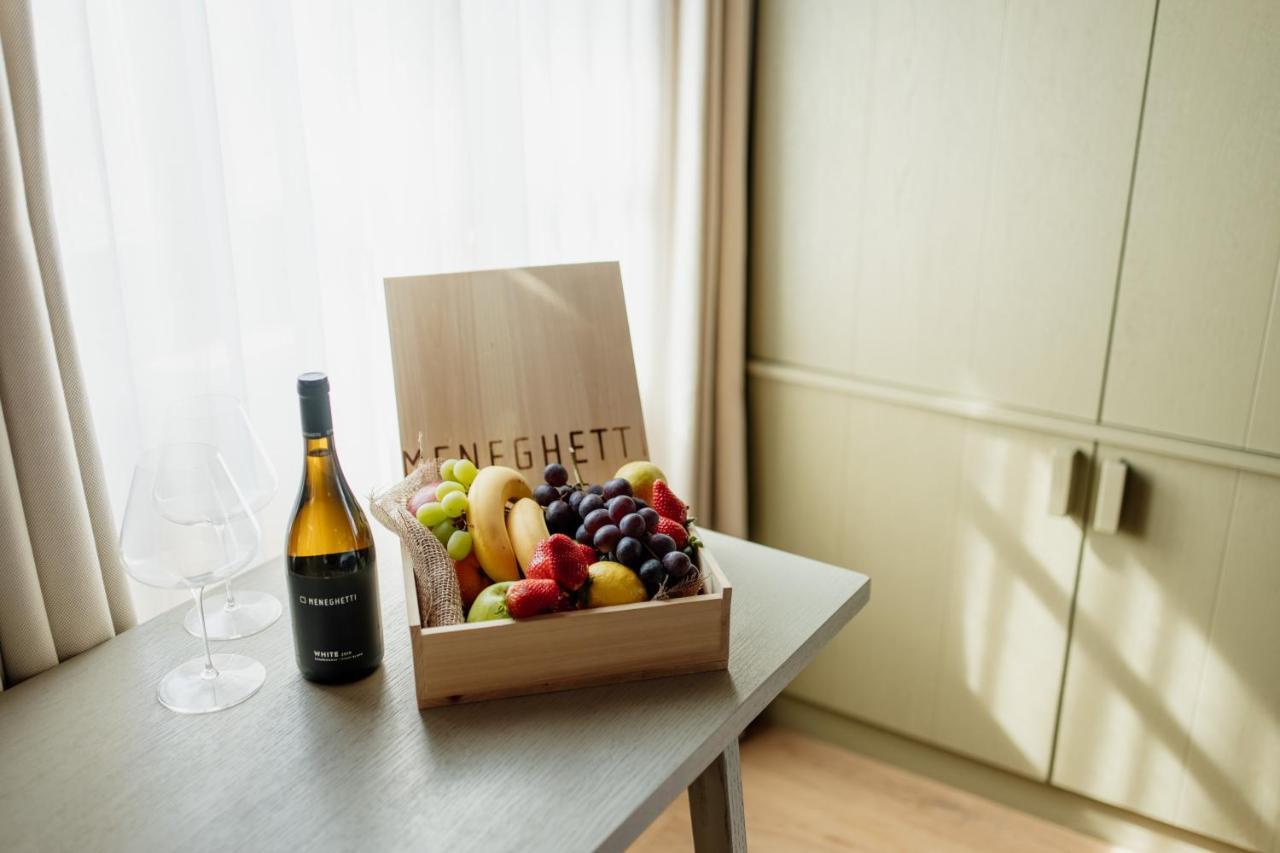 באלה Meneghetti Wine Hotel And Winery - Relais & Chateaux מראה חיצוני תמונה